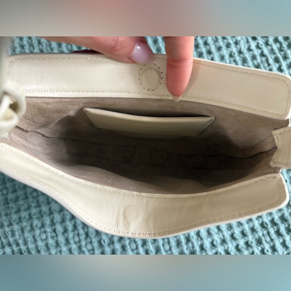 Reformation Cream Hobo Bag - Picture 6 of 7